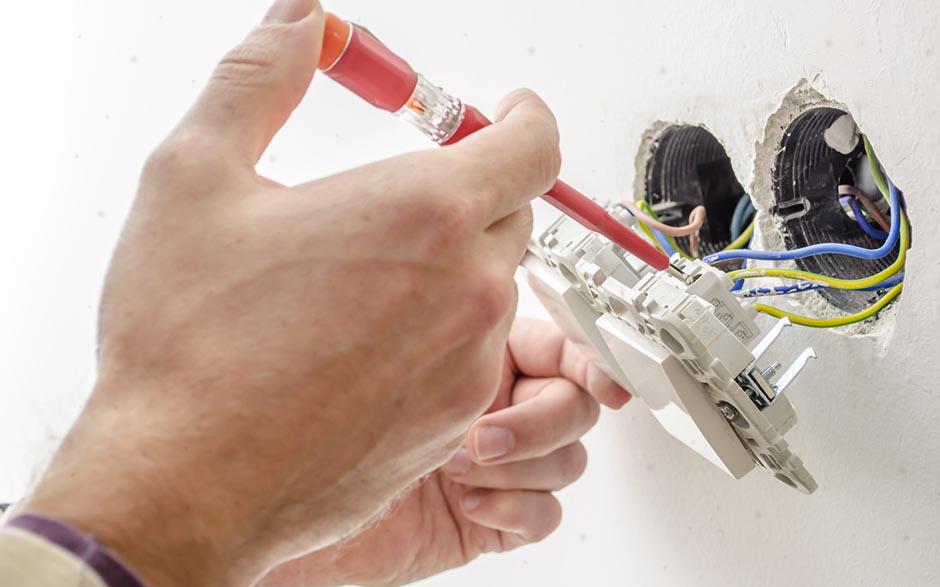 monteur électricien Émerainville